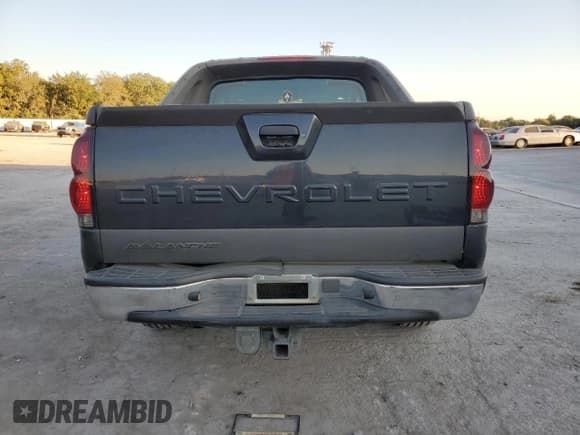 ✅ 2004 Chevrolet Avalanche Z66 • VIN: 3GNEC12T94G323448 • Lot: 85870235. Listed on Copart with 145,375 mi. Free auction sales archive from the USA and detailed vehicle history report at DreamBid. Image 6.