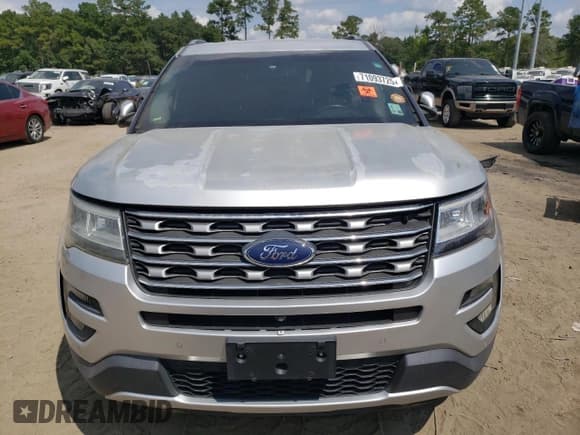 ✅ 2016 Ford Explorer Limited • VIN: 1FM5K7FH3GGA75875 • Lot: 71093725. Wystawiony na Copart z przebiegiem 95 267 mil. Bezpłatny archiwum sprzedaży aukcyjnych z USA i szczegółowy raport historii pojazdu na DreamBid. Zdjęcie 5.