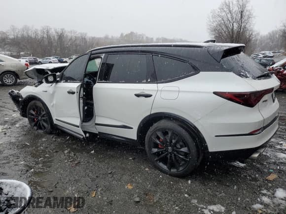 ✅ 2022 Acura MDX Type S • VIN: 5J8YD8H85NL005377 • Лот: 81531984. Опубликован ранее на Copart с пробегом 13 136 миль. Бесплатный доступ к архиву аукционных продаж из США и подробный отчёт об истории автомобиля на DreamBid. Изображение 2.