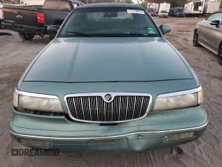 ✅ 1997 Mercury Grand Marquis GS • VIN: 2MELM74W4VX686284 • Lot: 77179214. Wystawiony na Copart z przebiegiem 105 679 mil. Bezpłatny archiwum sprzedaży aukcyjnych z USA i szczegółowy raport historii pojazdu na DreamBid. Zdjęcie 5.