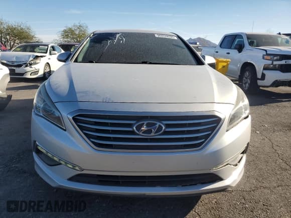 ✅ 2015 Hyundai Sonata SE • VIN: 5NPE24AF6FH000395 • Лот: 90859695. Опубликован ранее на Copart с пробегом 97 011 миль. Бесплатный доступ к архиву аукционных продаж из США и подробный отчёт об истории автомобиля на DreamBid. Изображение 5.
