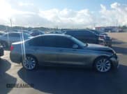 ✅ 2017 BMW 3 Series 320i xDrive • VIN: WBA8E5G39HNU44278 • Лот: 43797502. Опубликован ранее на IAAI с пробегом 54 132 миль. Бесплатный доступ к архиву аукционных продаж из США и подробный отчёт об истории автомобиля на DreamBid. Изображение 13.