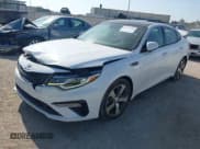 ✅ 2019 Kia Optima S • VIN: 5XXGT4L36KG363942 • Lot: 43755288. Wystawiony na IAAI z przebiegiem 56 167 mil. Bezpłatny archiwum sprzedaży aukcyjnych z USA i szczegółowy raport historii pojazdu na DreamBid. Zdjęcie 2.