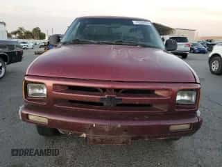 1994 Chevrolet S-10 с VIN 1GCCS14ZXR8151223, выставлен на аукционе Copart как лот 78596474 с пробегом 138 288 миль миль и Списание • Salvage title. История ставок и продаж доступна на DreamBid. Изображение 5.