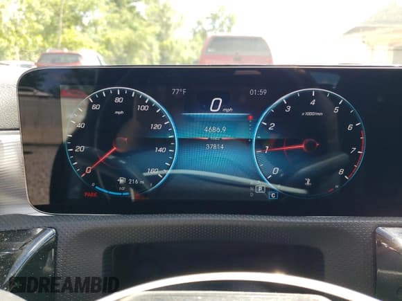 ✅ 2022 Mercedes-Benz CLA 250 • VIN: W1K5J4HB9NN247999 • Lot: 70904155. Wystawiony na Copart z przebiegiem 37 814 mil. Bezpłatny archiwum sprzedaży aukcyjnych z USA i szczegółowy raport historii pojazdu na DreamBid. Zdjęcie 9.