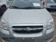 2008 Chevrolet Aveo LS z VIN KL1TD566X8B151512, wystawiony jako IAAI lot #41364928 z przebiegiem 67 477 mil mil oraz . Historia ofert i sprzedaży dostępna na DreamBid. Obrazek 6.