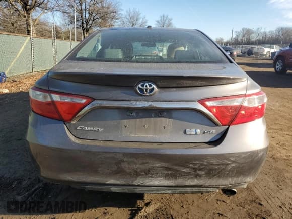 ✅ 2015 Toyota Camry LE • VIN: 4T1BD1FK1FU157092 • Lot: 43041205. Listed on Copart with 172,794 mi. Free auction sales archive from the USA and detailed vehicle history report at DreamBid. Image 6.