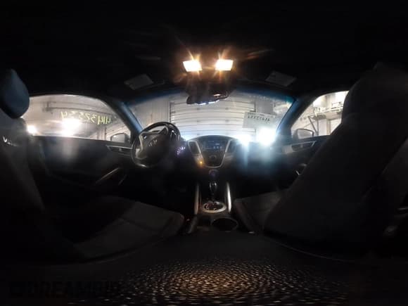 ✅ 2017 Hyundai Veloster • VIN: KMHTC6AD7HU321025 • Lot: 41432334. Wystawiony na IAAI z przebiegiem 88 647 mil. Bezpłatny archiwum sprzedaży aukcyjnych z USA i szczegółowy raport historii pojazdu na DreamBid. Zdjęcie 19.