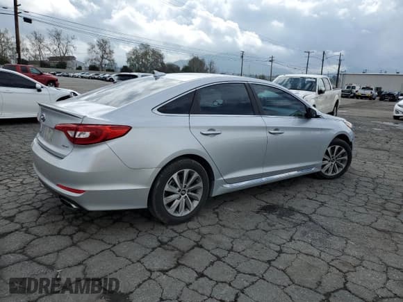 ✅ 2017 Hyundai Sonata Sport • VIN: 5NPE34AF8HH488104 • Lot: 45428843. Listed on Copart with 71,085 mi. Free auction sales archive from the USA and detailed vehicle history report at DreamBid. Image 3.