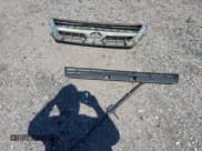 ✅ 2006 Toyota 4Runner SR5 • VIN: JTEZU14R868044442 • Лот: 42698106. Опубликован ранее на IAAI с пробегом 163 889 миль. Бесплатный доступ к архиву аукционных продаж из США и подробный отчёт об истории автомобиля на DreamBid. Изображение 12.