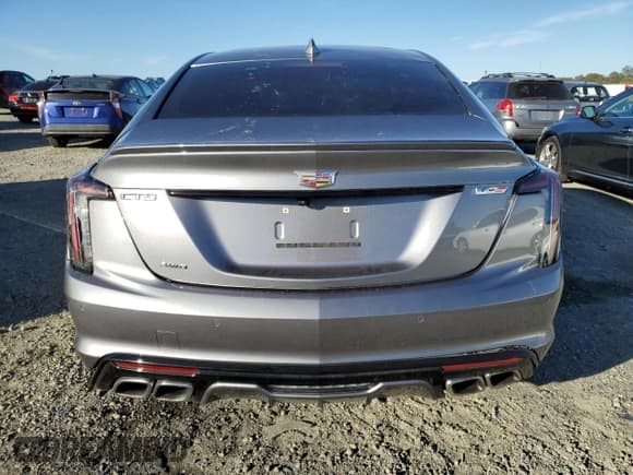 ✅ 2022 Cadillac CT5-V • VIN: 1G6DV5RW9N0120283 • Lot: 79238814. Listed on Copart with 17,237 mi. Free auction sales archive from the USA and detailed vehicle history report at DreamBid. Image 6.