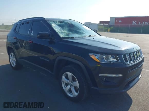 ✅ 2019 Jeep Compass Latitude • VIN: 3C4NJDBB7KT761185 • Lot: 42357723. Listed on IAAI with 100,376 mi. Free auction sales archive from the USA and detailed vehicle history report at DreamBid. Image 1.