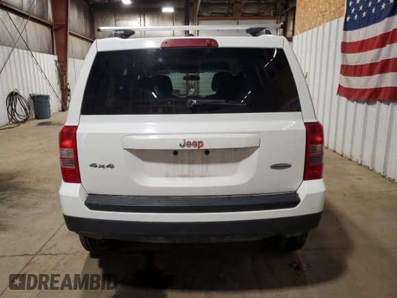 ✅ 2011 Jeep Patriot Latitude • VIN: 1J4NF1GB4BD177206 • Лот: 84401375. Опубликован ранее на Copart с пробегом 174 290 миль. Бесплатный доступ к архиву аукционных продаж из США и подробный отчёт об истории автомобиля на DreamBid. Изображение 6.