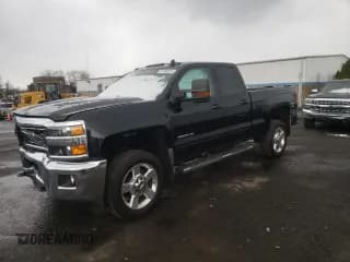 ✅ 2018 Chevrolet Silverado 2500HD LT • VIN: 1GC2KVEG8JZ105663 • Lot: 81495334. Wystawiony na Copart z przebiegiem 87 473 mil. Bezpłatny archiwum sprzedaży aukcyjnych z USA i szczegółowy raport historii pojazdu na DreamBid. Zdjęcie 1.