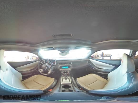 ✅ 2011 Chevrolet Camaro 2SS • VIN: 2G1FK1EJ1B9113534 • Lot: 67603405. Wystawiony na Copart z przebiegiem 143 059 mil. Bezpłatny archiwum sprzedaży aukcyjnych z USA i szczegółowy raport historii pojazdu na DreamBid. Zdjęcie 14.