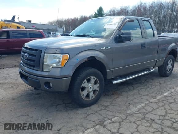 ✅ 2010 Ford F-150 XL • VIN: 1FTEX1EW7AFD37574 • Лот: 42088625. Опубликован ранее на IAAI с пробегом 134 668 миль. Бесплатный доступ к архиву аукционных продаж из США и подробный отчёт об истории автомобиля на DreamBid. Изображение 2.