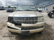 ✅ 2007 Lincoln Navigator • VIN: 5LMFU27517LJ04168 • Lot: 60284655. Wystawiony na Copart z przebiegiem 253 645 mil. Bezpłatny archiwum sprzedaży aukcyjnych z USA i szczegółowy raport historii pojazdu na DreamBid. Zdjęcie 5.