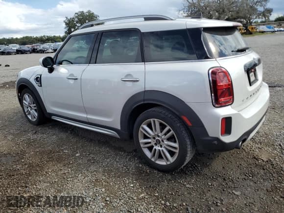✅ 2024 MINI Countryman Cooper S • VIN: WMZ53BR08R3R94033 • Лот: 82360935. Опубликован ранее на Copart с пробегом 38 910 миль. Бесплатный доступ к архиву аукционных продаж из США и подробный отчёт об истории автомобиля на DreamBid. Изображение 2.