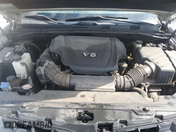 ✅ 2009 Kia Borrego EX • VIN: KNDJJ741495014285 • Лот: 69937195. Опубликован ранее на Copart с пробегом 256 281 миль. Бесплатный доступ к архиву аукционных продаж из США и подробный отчёт об истории автомобиля на DreamBid. Изображение 11.