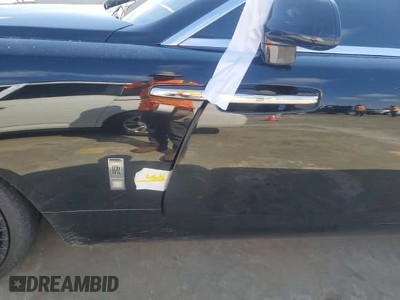 ✅ 2019 Rolls-Royce Dawn • VIN: SCA666D58KU115921 • Лот: 73912984. Опубликован ранее на Copart с пробегом Не указан. Бесплатный доступ к архиву аукционных продаж из США и подробный отчёт об истории автомобиля на DreamBid. Изображение 13.