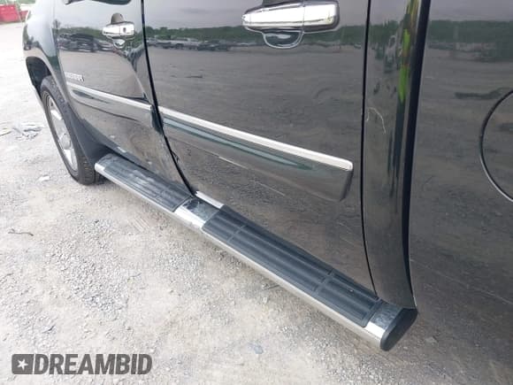 ✅ 2013 GMC Sierra 1500 SLT • VIN: 3GTP2WE71DG237972 • Lot: 42277095. Listed on IAAI with 108,665 mi. Free auction sales archive from the USA and detailed vehicle history report at DreamBid. Image 17.