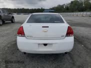 ✅ 2015 Chevrolet Impala LS • VIN: 2G1WA5E30F1120393 • Lot: 84212975. Wystawiony na Copart z przebiegiem 171 816 mil. Bezpłatny archiwum sprzedaży aukcyjnych z USA i szczegółowy raport historii pojazdu na DreamBid. Zdjęcie 6.