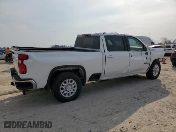 ✅ 2025 Chevrolet Silverado 2500HD LT • VIN: 2GC1KNEY7S1111663 • Лот: 47176885. Опубликован ранее на Copart с пробегом Не указан. Бесплатный доступ к архиву аукционных продаж из США и подробный отчёт об истории автомобиля на DreamBid. Изображение 3.