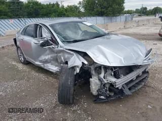 ✅ 2016 Lincoln MKZ • VIN: 3LN6L2GK7GR633461 • Lot: 39744283. Wystawiony na IAAI z przebiegiem 216 500 mil. Bezpłatny archiwum sprzedaży aukcyjnych z USA i szczegółowy raport historii pojazdu na DreamBid. Zdjęcie 1.