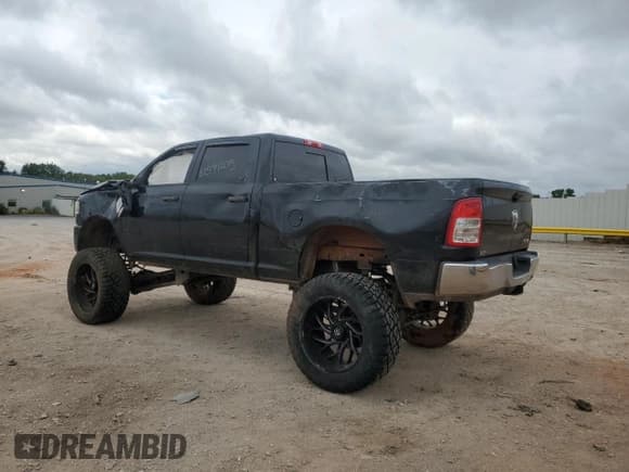 ✅ 2021 Ram 2500 Tradesman • VIN: 3C6UR5CJ3MG682146 • Лот: 81591275. Опубликован ранее на Copart с пробегом Не указан. Бесплатный доступ к архиву аукционных продаж из США и подробный отчёт об истории автомобиля на DreamBid. Изображение 2.