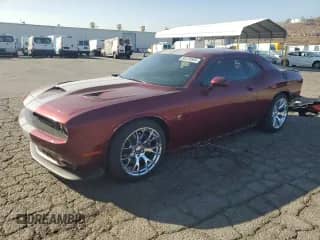 2022 Dodge Challenger R/T Scat Pack с VIN 2C3CDZFJ0NH196275, выставлен на аукционе Copart как лот 85378585 с пробегом 17 732 миль миль и Списание • Salvage title. История ставок и продаж доступна на DreamBid. Изображение 1.
