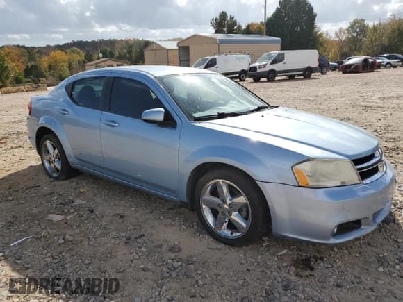 ✅ 2013 Dodge Avenger SXT • VIN: 1C3CDZCB1DN521499 • Lot: 78894824. Listed on Copart with 194,734 mi. Free auction sales archive from the USA and detailed vehicle history report at DreamBid. Image 4.