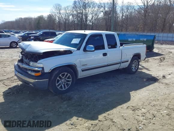 ✅ 2001 Chevrolet Silverado 1500 LT • VIN: 1GCEC19T01Z152616 • Lot: 41454877. Wystawiony na IAAI z przebiegiem 208 347 mil mil. Skorzystaj z bezpłatnego archiwum sprzedaży aukcyjnych z USA i zobacz szczegółowy raport historii pojazdu na DreamBid. Zdjęcie 17.