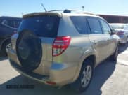 ✅ 2010 Toyota RAV4 Limited • VIN: 2T3YF4DV6AW040448 • Лот: 43669265. Опубликован ранее на IAAI с пробегом 203 117 миль. Бесплатный доступ к архиву аукционных продаж из США и подробный отчёт об истории автомобиля на DreamBid. Изображение 4.