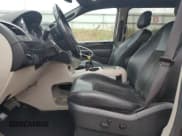 ✅ 2019 Dodge Grand Caravan SXT • VIN: 2C4RDGCGXKR735963 • Lot: 90213955. Wystawiony na Copart z przebiegiem 169 554 mil. Bezpłatny archiwum sprzedaży aukcyjnych z USA i szczegółowy raport historii pojazdu na DreamBid. Zdjęcie 7.