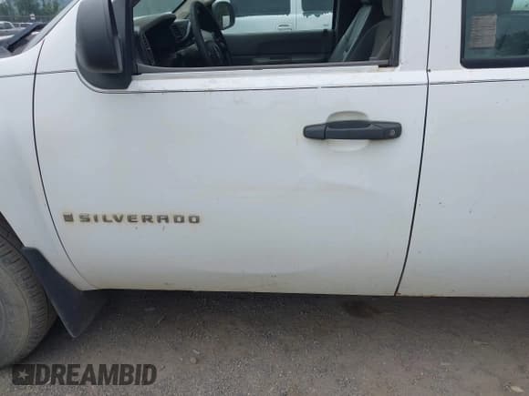 ✅ 2007 Chevrolet Silverado 1500 Work Truck • VIN: 1GCEC19X67Z647639 • Lot: 42681029. Listed on IAAI with 342,106 mi. Free auction sales archive from the USA and detailed vehicle history report at DreamBid. Image 14.
