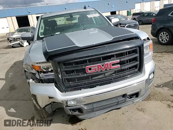 ✅ 2015 GMC Sierra 1500 SLE • VIN: 3GTU2UEC5FG310705 • Лот: 82736105. Опубликован ранее на Copart с пробегом 132 003 миль. Бесплатный доступ к архиву аукционных продаж из США и подробный отчёт об истории автомобиля на DreamBid. Изображение 13.