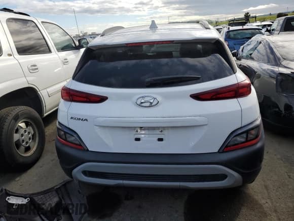 ✅ 2022 Hyundai Kona SEL • VIN: KM8K62AB8NU811057 • Лот: 45872244. Опубликован ранее на Copart с пробегом 25 636 миль. Бесплатный доступ к архиву аукционных продаж из США и подробный отчёт об истории автомобиля на DreamBid. Изображение 6.