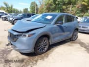 ✅ 2023 Mazda CX-5 S Carbon Edition • VIN: JM3KFBCM7P0227124 • Lot: 43393814. Wystawiony na IAAI z przebiegiem 16 516 mil. Bezpłatny archiwum sprzedaży aukcyjnych z USA i szczegółowy raport historii pojazdu na DreamBid. Zdjęcie 17.
