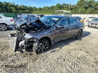 ✅ 2025 Hyundai Sonata SEL • VIN: KMHL64JAXSA497433 • Лот: 70313195. Опубликован ранее на Copart с пробегом 5 103 миль. Бесплатный доступ к архиву аукционных продаж из США и подробный отчёт об истории автомобиля на DreamBid. Изображение 1.