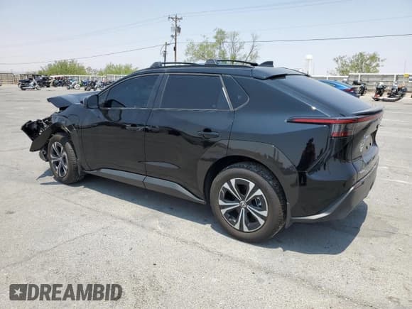 ✅ 2024 Toyota bZ4X XLE • VIN: JTMAAAAAXRA037109 • Lot: 64773014. Wystawiony na Copart z przebiegiem 1 232 mil. Bezpłatny archiwum sprzedaży aukcyjnych z USA i szczegółowy raport historii pojazdu na DreamBid. Zdjęcie 2.