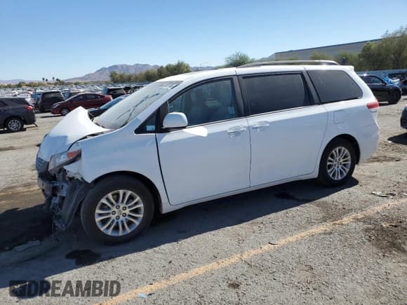 ✅ 2013 Toyota Sienna XLE AAS • VIN: 5TDYK3DCXDS337149 • Lot: 90927985. Listed on Copart with 159,071 mi. Free auction sales archive from the USA and detailed vehicle history report at DreamBid. Image 1.