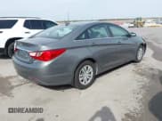 ✅ 2012 Hyundai Sonata GLS • VIN: 5NPEB4AC9CH465481 • Lot: 43305760. Wystawiony na IAAI z przebiegiem 139 012 mil. Bezpłatny archiwum sprzedaży aukcyjnych z USA i szczegółowy raport historii pojazdu na DreamBid. Zdjęcie 4.