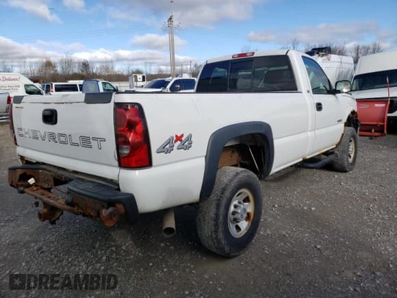 ✅ 2005 Chevrolet Silverado 3500 SRW Wrk Trk • VIN: 1GCHK34U55E315804 • Lot: 80327654. Listed on Copart with 33,425 mi. Free auction sales archive from the USA and detailed vehicle history report at DreamBid. Image 3.