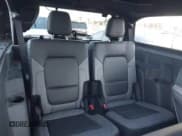 ✅ 2024 Ford Bronco Big Bend • VIN: 1FMDE7AH9RLB32925 • Лот: 43905559. Опубликован ранее на IAAI с пробегом 20 387 миль. Бесплатный доступ к архиву аукционных продаж из США и подробный отчёт об истории автомобиля на DreamBid. Изображение 8.