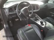 ✅ 2022 Dodge Challenger SXT • VIN: 2C3CDZGGXNH156756 • Lot: 78915354. Wystawiony na Copart z przebiegiem 43 704 mil. Bezpłatny archiwum sprzedaży aukcyjnych z USA i szczegółowy raport historii pojazdu na DreamBid. Zdjęcie 8.