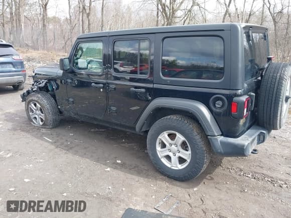 ✅ 2022 Jeep Wrangler Unlimited Sport S • VIN: 1C4HJXDG1NW142202 • Lot: 41864413. Listed on IAAI with 100,647 mi. Free auction sales archive from the USA and detailed vehicle history report at DreamBid. Image 3.