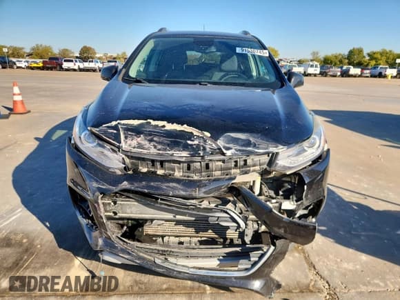 ✅ 2019 Chevrolet Trax LT • VIN: 3GNCJLSB3KL258701 • Lot: 91530745. Wystawiony na Copart z przebiegiem 146 013 mil. Bezpłatny archiwum sprzedaży aukcyjnych z USA i szczegółowy raport historii pojazdu na DreamBid. Zdjęcie 5.