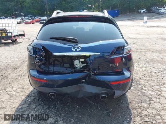 ✅ 2008 Infiniti FX • VIN: JNRAS08U98X104821 • Lot: 42379861. Wystawiony na IAAI z przebiegiem 130 414 mil. Bezpłatny archiwum sprzedaży aukcyjnych z USA i szczegółowy raport historii pojazdu na DreamBid. Zdjęcie 6.