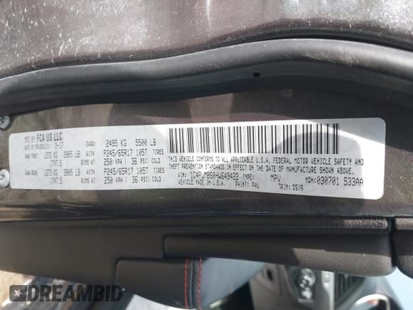 ✅ 2017 Jeep Cherokee Trailhawk • VIN: 1C4PJMBS0HW649422 • Lot: 41696815. Listed on IAAI with 62,185 mi. Free auction sales archive from the USA and detailed vehicle history report at DreamBid. Image 9.