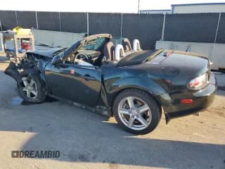 ✅ 2008 Mazda MX-5 Miata Grand Touring • VIN: JM1NC25FX80140123 • Lot: 91047645. Wystawiony na Copart z przebiegiem Nie podano. Bezpłatny archiwum sprzedaży aukcyjnych z USA i szczegółowy raport historii pojazdu na DreamBid. Zdjęcie 2.